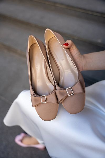 LAMİNTA Apelia Bronze Bow Detailed Stoned Women's Heeled Shoes