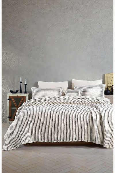 destinyhometex Light and Ultra Soft Striped Muslin Quilt - Fringeless 260X280/2 Pcs 50X70 cm Pillowcase Set