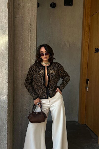 Eka Women's Leopard Buttoned Cardigan 1014-10108