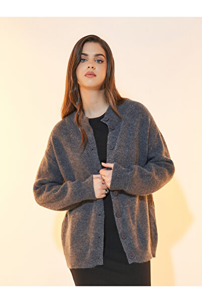 Styli Longline Front Button Placket Knitted Cardigan