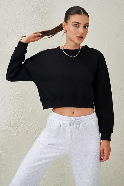 TENA Women's Black Crew Neck Three Thread Oversize Crop Sweatshirt