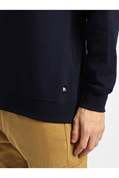 Dennis Lingo By Styli Relaxed Fit Solid Sweatshirt with Dropped Shoulder