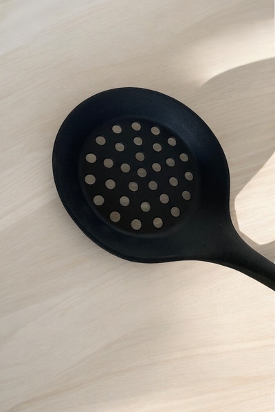 Dore Voir Silicone Colander / Serving Strainer - 32.5 CM