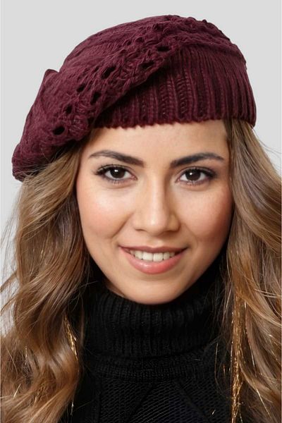 Trenderrs Women's Single Layer Knitted Painter Beret