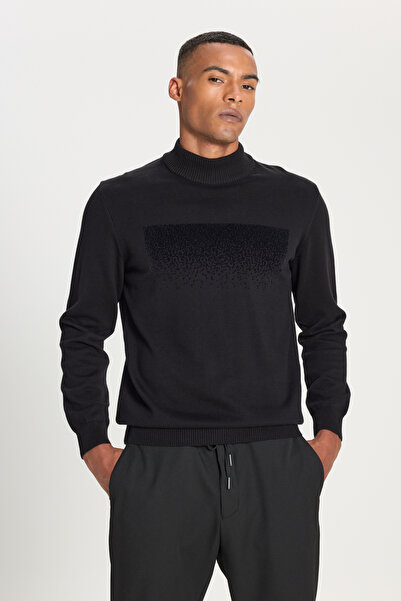 ALTINYILDIZ CLASSICS Erkek Siyah %100 Pamuk Standart Fit Normal Kesim Yarım Balıkçı Yaka Baskılı Triko Kazak