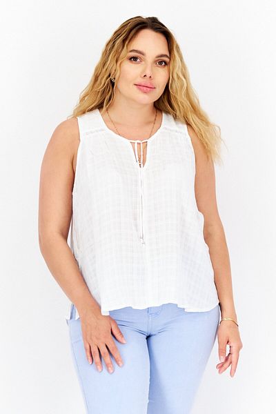 Gentle Fawn Women Tie Neck Sleeveless Textured Tank Top, White