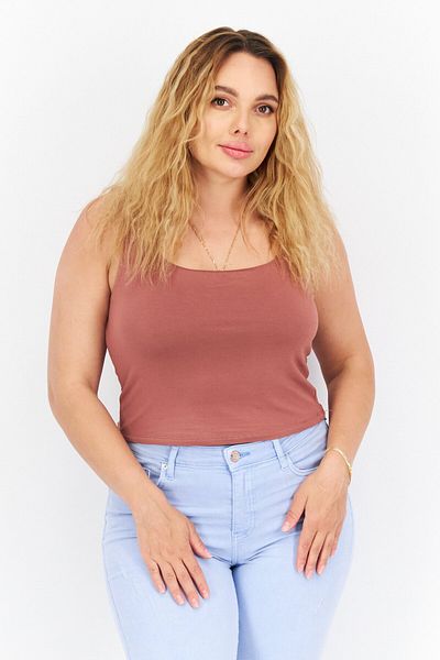 Gentle Fawn Women Square Neck Sleeveless Plain Tank Top, Brown