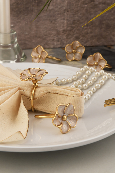 TR Turan Collection ÇİÇEK 6'lı Gold Lüks Peçete Halkası, Bej Sedef Mineli Peçete Yüzüğü