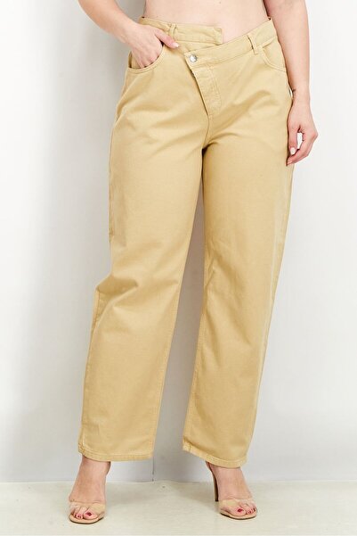 Reclaimed Vintage Women Relaxed Fit Plain Non Stretchable Denim Jeans, Stone