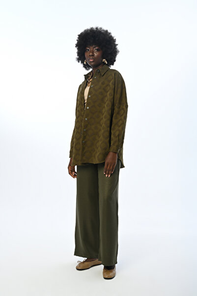 Orfeo Negro KADIN HAKİ RENK SİMLİ DESENLİ OVERSİZE KESİM GÖMLEK