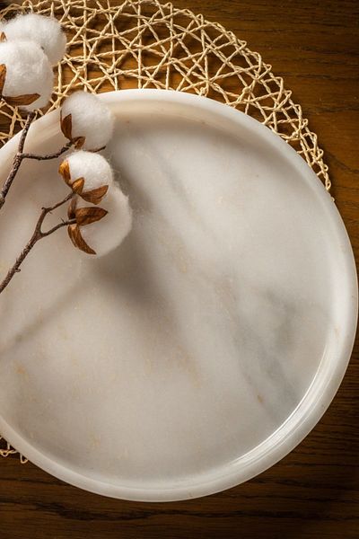 Voodo Concept White Marble Presentation Tray