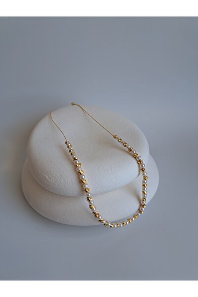 BHR AKSESUAR قلادة بتفاصيل من اللؤلؤ الذهبي