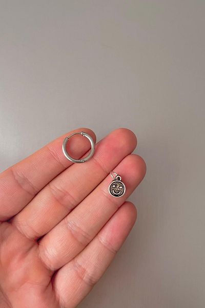 Jaida Moda Unisex Silver Round Smiling Face Figured Steel Dangle Hoop Earrings