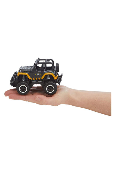 REVELL Maket Uzaktan Kumandalı Jeep Wrangler Quarter Back 23492