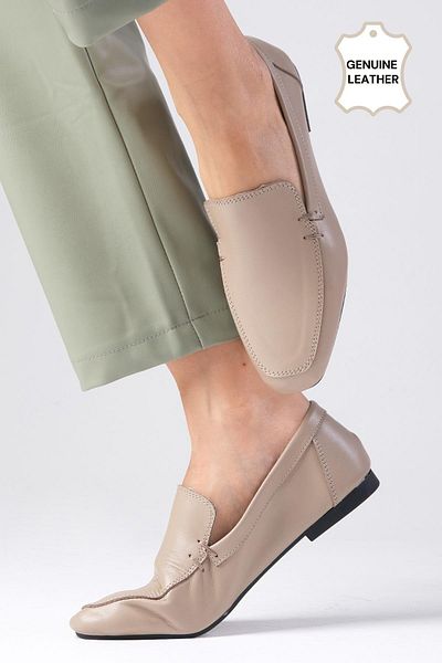 Mio Gusto Pantofi de damă Aria din piele naturală de culoare nurcă cu vârful tocit