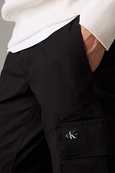 Calvin Klein SKINNY CARGO Erkek SİYAH Pantolon J30J326438-BEH
