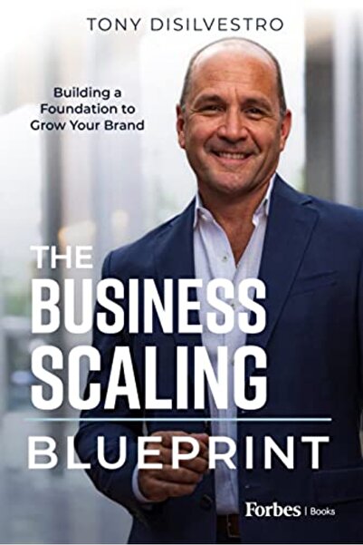 Advantage Media Group مخطط توسيع نطاق الأعمال: بناء الأساس لتنمية علامتك التج...