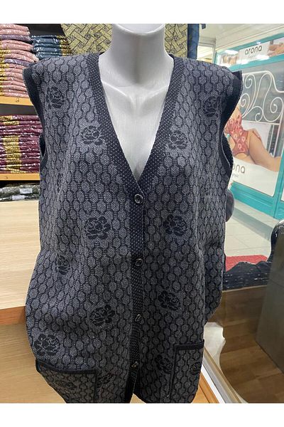 TCR Women's Buttoned Patterned Vest with Pockets
