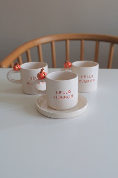 sukupotCeramics Hello Pumpkin Halloween Cup with Pumpkin