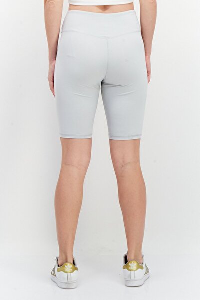 UMBRO Women Sportswear Fit Cycling Shorts, Mist White