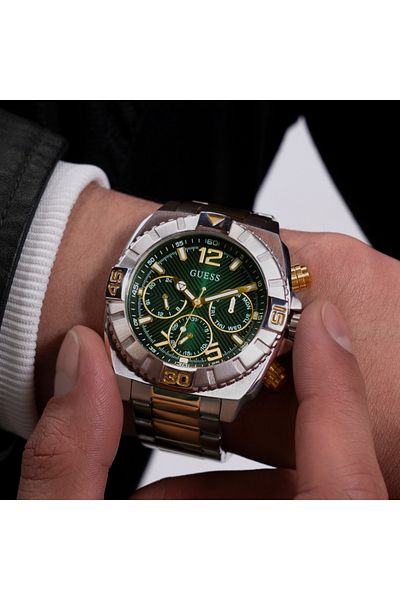 Guess Traction Herrenuhr GW0800G1