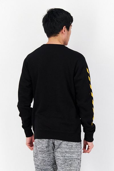 DIFUZED Men Crew Neck Graphic Print Long Sleeves Sweatshirt, Black