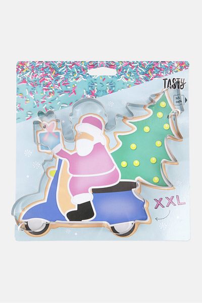 FACKELMANN Tasty Cookie Cutter Driving Santa, Silver