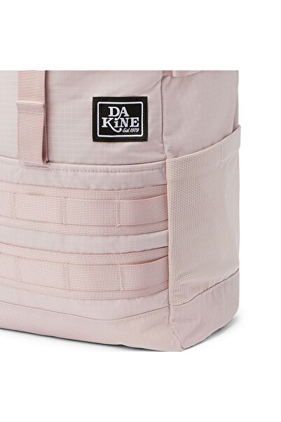 Dakine June Daypack 64 cm Laptop compartment