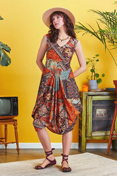 Los banditos Αυθεντικό φόρεμα με βαθύ V λαιμόκοψη