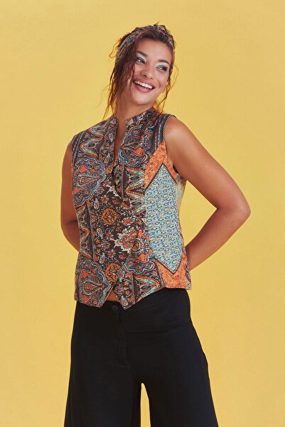 Los banditos Υπέροχο γιακά με σταυρό κουμπιά Tank Top