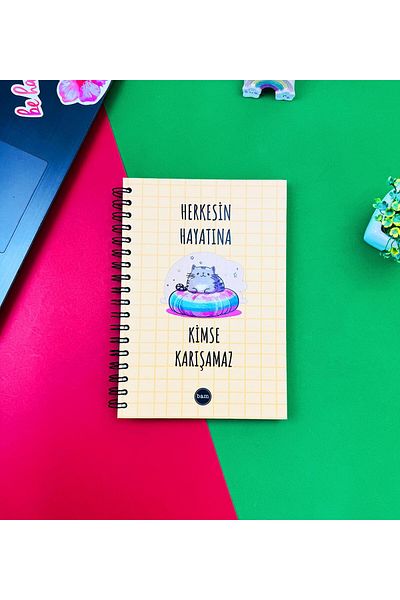 Gift Moda Nimeni nu interferează cu viața cuiva - Caiet cu design spiralat