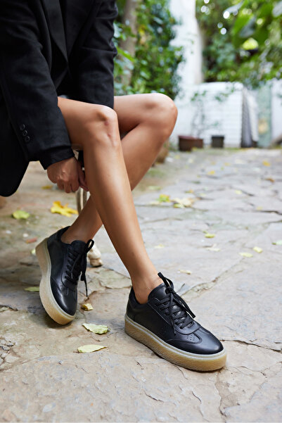 ANGELİNA JONES Ali̇star Women's Black Lace-Up Sneaker