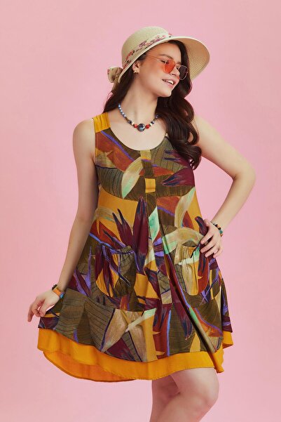 Los banditos Sleeveless Khaki Print Summer Dress with Front Pockets