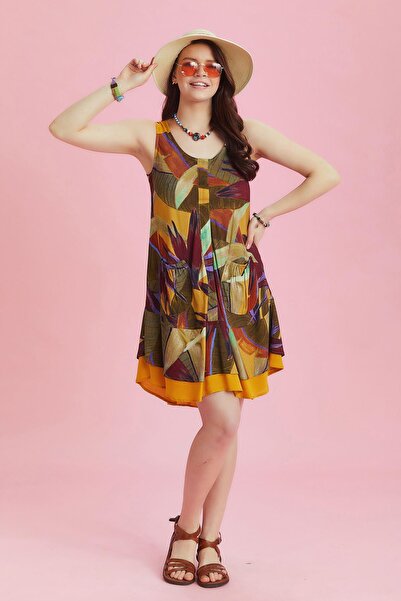 Los banditos Sleeveless Khaki Print Summer Dress with Front Pockets