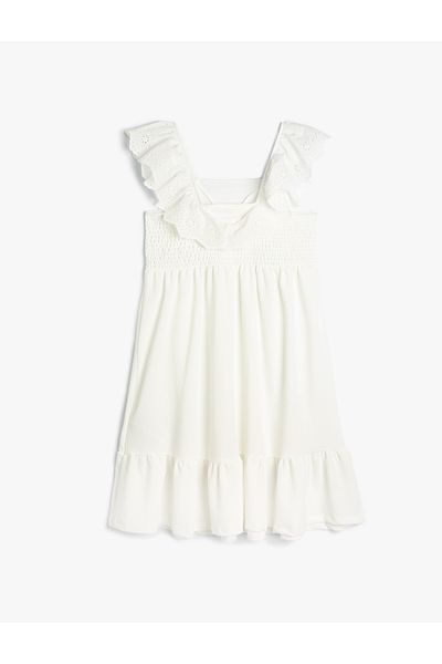 Koton Ärmelloses Kleid – detaillierte Rüschen mit V-Ausschnitt