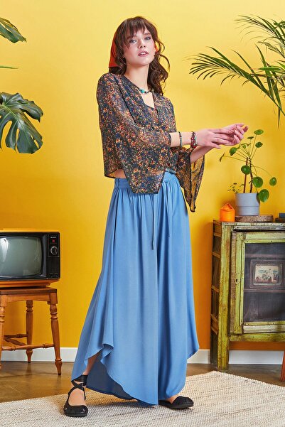 Los banditos Wide Leg Trousers with Elastic Waist Detail on the Leg