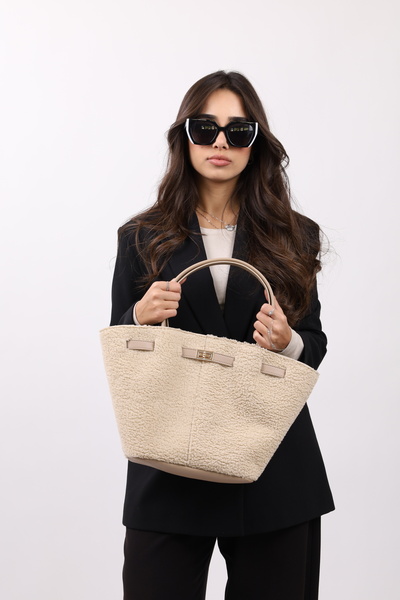 NOTHING Women's Vison Plush Magnet Closure Lock Detailed Hand and Shoulder Bag