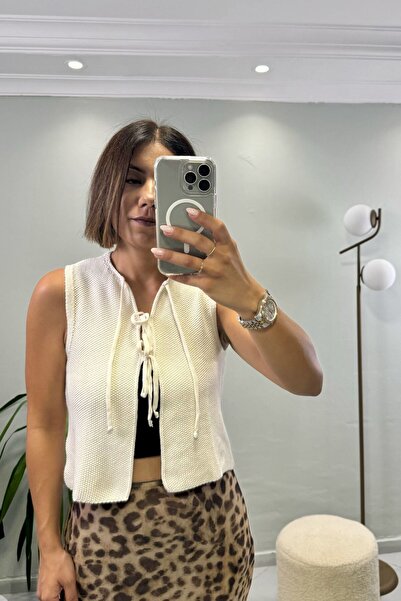 Bucle By Gizem Triko Bağcıklı Yelek Ekru