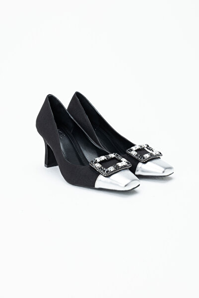 Ekol Roxana Önü Parlak Tokalı Topuklu Ayakkabı