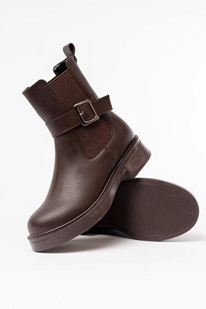 Aymood 02-2004 Коричневі жіночі черевики на гумці з аксесуарами