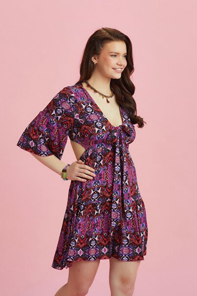 Los banditos Front Tie Print Half Sleeve Short Dress