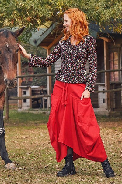 Los banditos Baggy Long Skirt with Lace-up Waist and Pocket Detail