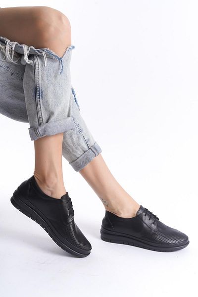 CZ London Women's Genuine Leather Lace-Up Flat Sole Front Perforated Casual Casual Shoes