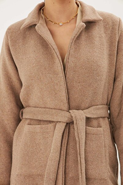 armonika Women's Beige Men's Collar Pocket Belted Coat Arm-25K 001053