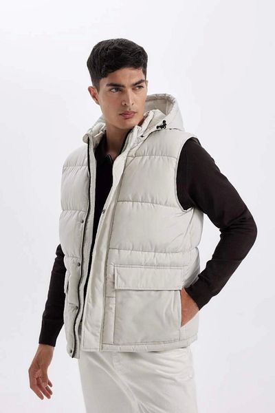 DeFacto W5509 Water Repellent Detachable Hooded Pocket Vest