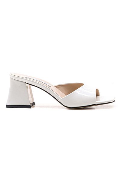 Niloshka White Patent Leather Dublin Gova Slippers
