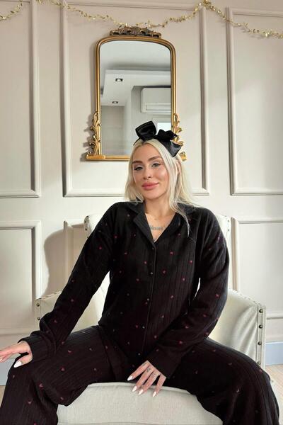 Pijamaevi Siyah Jantung Desenli Önden Düğmeli Peluş Polar Pijama Takımı