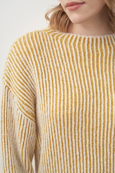 inspiration Luis Sweater Yellow