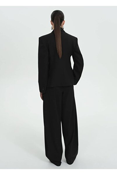 MANGO Woman Vlněná bunda se saténovým límečkem