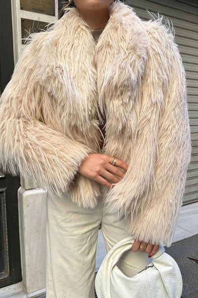 ASEDE Regular Size Soft Texture Lined Pocket Detail Plump Sunshine Fur Coat